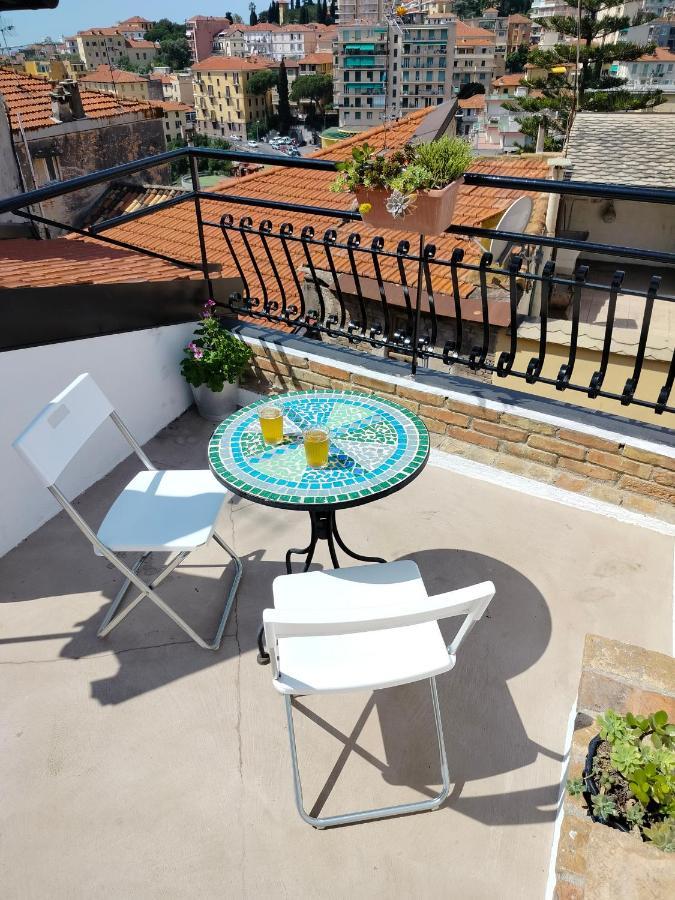 Attico Romantico Con Terrazza Sanremo - Palm Street, 104 - Free Wifi Exterior foto
